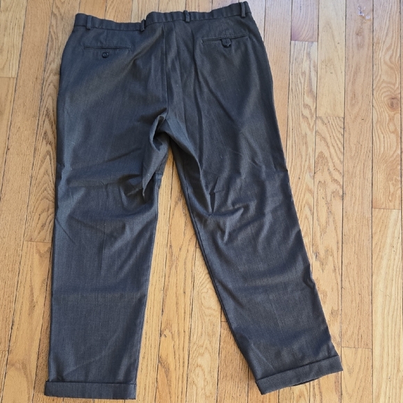 Dockers Brown Pleated Trousers - Picture 2 of 4